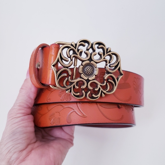 Tan Leather Belt with Brass Buckle - Picture 16 of 16